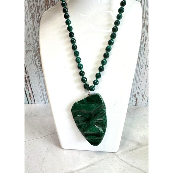 Vintage Artisan Carved Tribal Mask Malachite Stone Beaded Necklace Set 17" - Picture 1 of 10